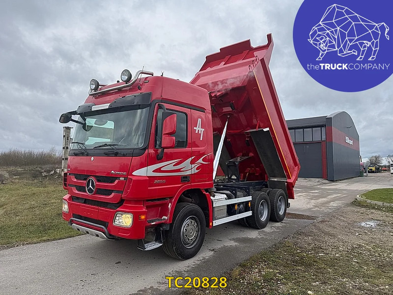 Mercedes-Benz Actros 2655 - Kipper vrachtwagen: afbeelding 1 Mercedes-Benz Actros 2655 - Kipper vrachtwagen: afbeelding 1