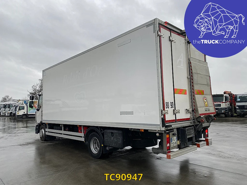 Renault D 210 - Koelwagen vrachtwagen: afbeelding 3 Renault D 210 - Koelwagen vrachtwagen: afbeelding 3