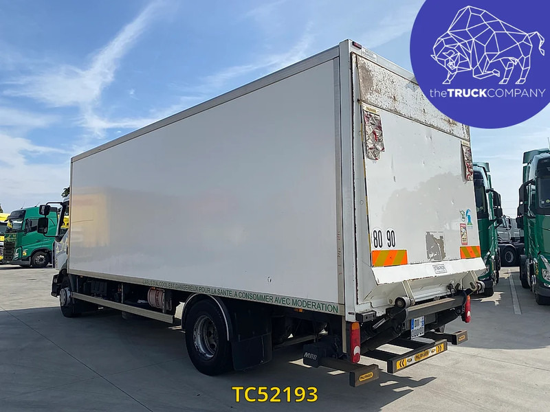 Renault D 210 - Bakwagen: afbeelding 2 Renault D 210 - Bakwagen: afbeelding 2