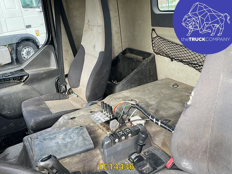 Renault Kerax 370 - Containertransporter/ Wissellaadbak vrachtwagen: afbeelding 3 Renault Kerax 370 - Containertransporter/ Wissellaadbak vrachtwagen: afbeelding 3