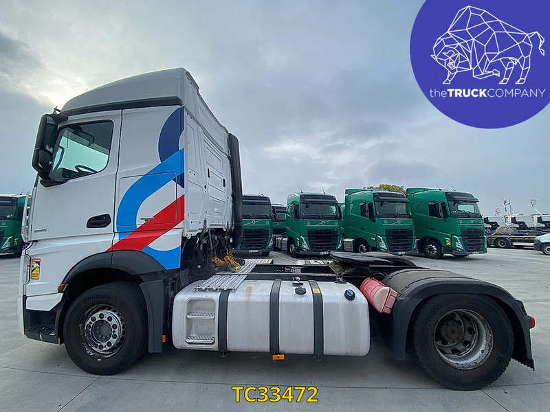 Mercedes-Benz Actros 1945 - Trekker: afbeelding 2 Mercedes-Benz Actros 1945 - Trekker: afbeelding 2