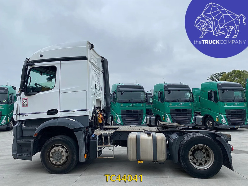 Mercedes-Benz Arocs 1943 - Trekker: afbeelding 2 Mercedes-Benz Arocs 1943 - Trekker: afbeelding 2