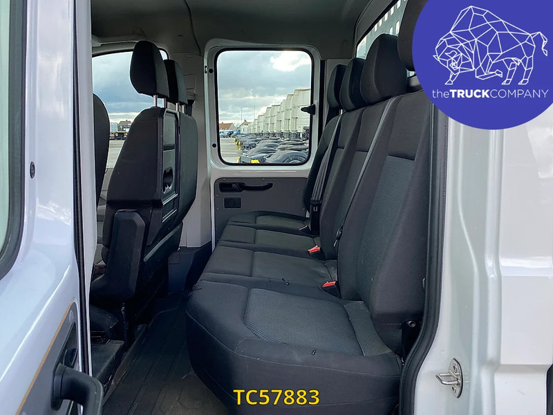 Volkswagen Crafter 2.0 TDI OPEN LAADBAK DUBBELE CABINE - Bestelwagen open laadbak: afbeelding 2 Volkswagen Crafter 2.0 TDI OPEN LAADBAK DUBBELE CABINE - Bestelwagen open laadbak: afbeelding 2