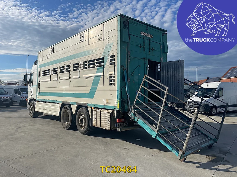 Volvo FH 480 - Veewagen vrachtwagen: afbeelding 2 Volvo FH 480 - Veewagen vrachtwagen: afbeelding 2