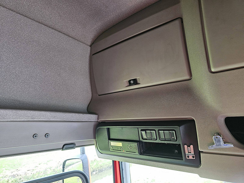 Schuifzeilen vrachtwagen DAF CF 290 19T SPACECAB LIFT: afbeelding 9