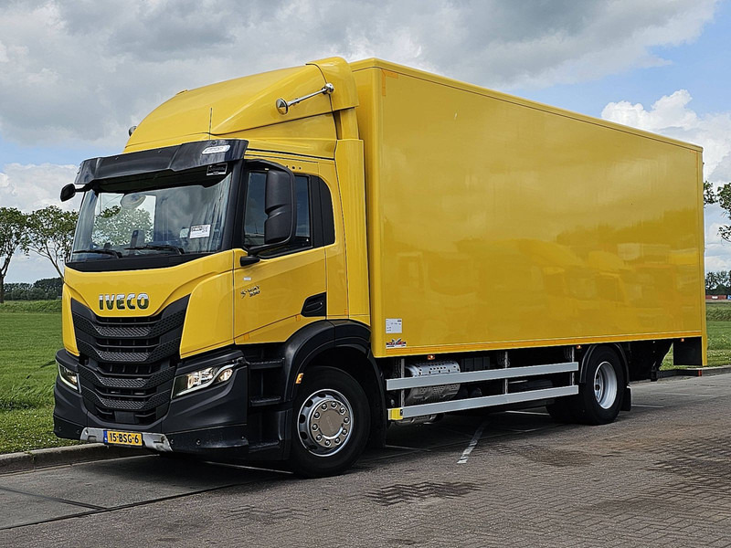 Iveco S-WAY AD190S33 TAILLIFT AIRCO - Bakwagen: afbeelding 2 Iveco S-WAY AD190S33 TAILLIFT AIRCO - Bakwagen: afbeelding 2