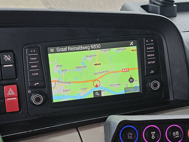 Autovrachtwagen vrachtwagen MAN 12.220 TGL BOTTIE PLATFORM+TOW: afbeelding 10 Autovrachtwagen vrachtwagen MAN 12.220 TGL BOTTIE PLATFORM+TOW: afbeelding 10