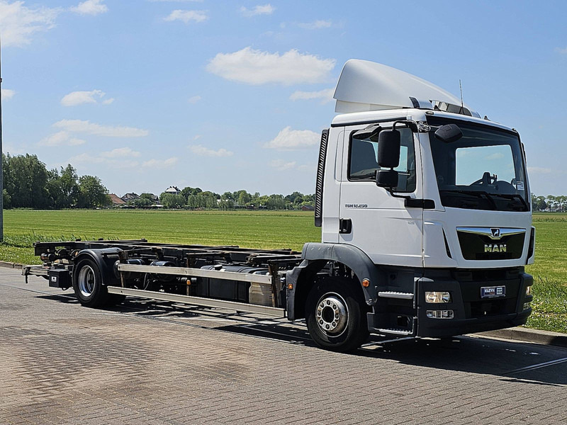 MAN 12.250 TGM LL AIRCO TAILLIFT - Containertransporter/ Wissellaadbak vrachtwagen: afbeelding 5 MAN 12.250 TGM LL AIRCO TAILLIFT - Containertransporter/ Wissellaadbak vrachtwagen: afbeelding 5