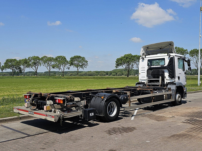 MAN 12.250 TGM LL AIRCO TAILLIFT - Containertransporter/ Wissellaadbak vrachtwagen: afbeelding 3 MAN 12.250 TGM LL AIRCO TAILLIFT - Containertransporter/ Wissellaadbak vrachtwagen: afbeelding 3