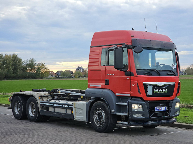 MAN 26.440 TGS - Haakarmsysteem vrachtwagen: afbeelding 5 MAN 26.440 TGS - Haakarmsysteem vrachtwagen: afbeelding 5