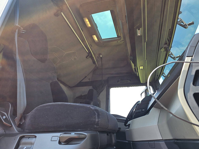 Containertransporter/ Wissellaadbak vrachtwagen MAN 26.470 TGX TG3 6X2-4 STEERAXLE: afbeelding 7