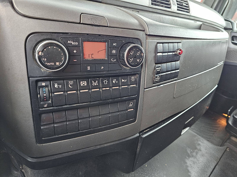 Kipper vrachtwagen MAN 33.540 TGX 6X4 TIPPER TRACTOR: afbeelding 10