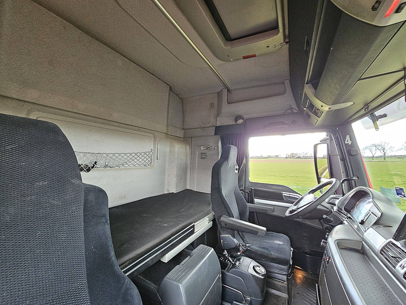 Kipper vrachtwagen MAN 33.540 TGX 6X4 TIPPER TRACTOR: afbeelding 14