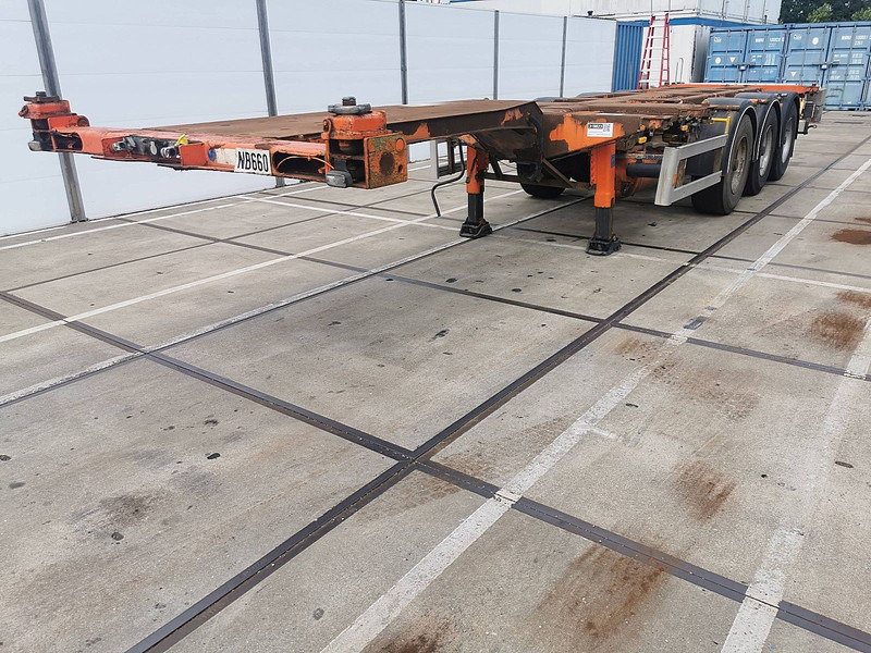 Nooteboom FT 43 03 V lift axle; BPW - Containertransporter/ Wissellaadbak oplegger: afbeelding 1 Nooteboom FT 43 03 V lift axle; BPW - Containertransporter/ Wissellaadbak oplegger: afbeelding 1