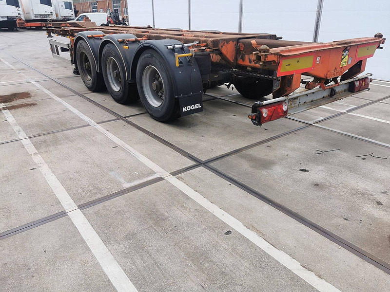 Nooteboom FT 43 03 V lift axle; BPW - Containertransporter/ Wissellaadbak oplegger: afbeelding 5 Nooteboom FT 43 03 V lift axle; BPW - Containertransporter/ Wissellaadbak oplegger: afbeelding 5
