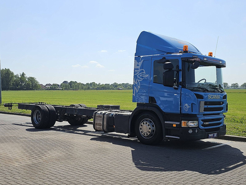 Scania P250 310TKM AIRCO WB560 - Chassis vrachtwagen: afbeelding 5 Scania P250 310TKM AIRCO WB560 - Chassis vrachtwagen: afbeelding 5