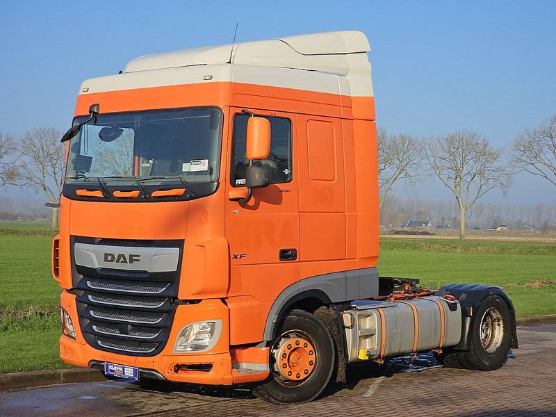 DAF XF 450 - Trekker: afbeelding 2 DAF XF 450 - Trekker: afbeelding 2