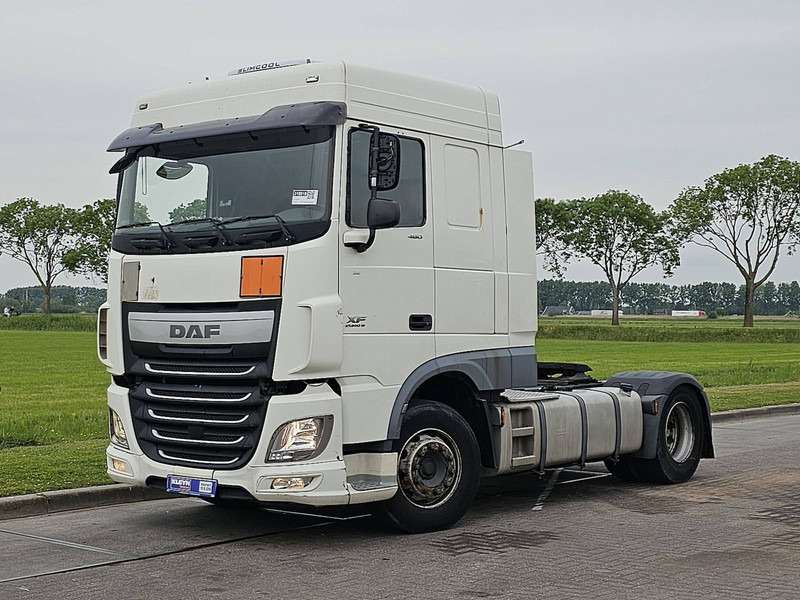 DAF XF 460 SPACECAB INTARDER - Trekker: afbeelding 2 DAF XF 460 SPACECAB INTARDER - Trekker: afbeelding 2