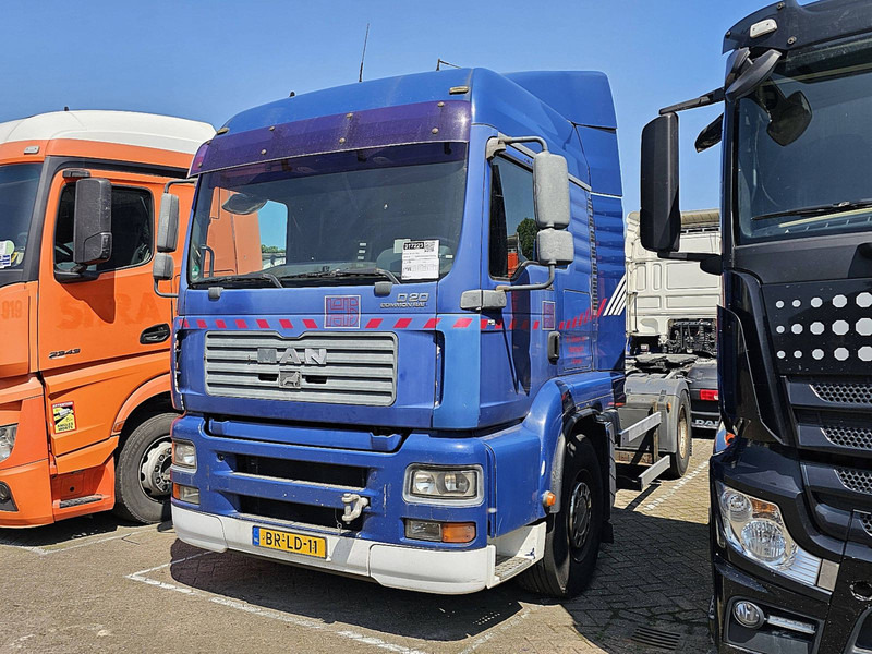 MAN 18.390 TGA LX NL-TRUCK - Trekker: afbeelding 2 MAN 18.390 TGA LX NL-TRUCK - Trekker: afbeelding 2