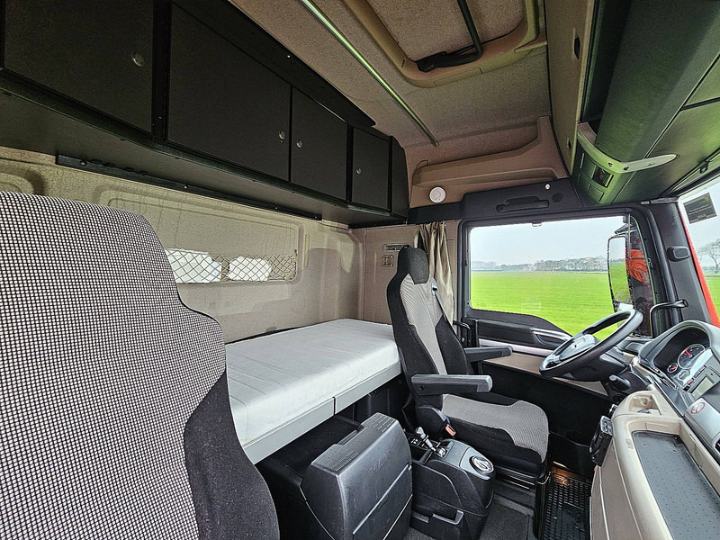 Trekker MAN 18.420 TGX ADR EX III: afbeelding 15 Trekker MAN 18.420 TGX ADR EX III: afbeelding 15