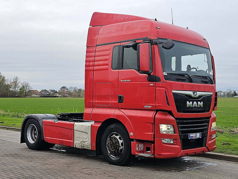 MAN 18.500 TGX XLX SKIRTS RETARDER - Trekker: afbeelding 5 MAN 18.500 TGX XLX SKIRTS RETARDER - Trekker: afbeelding 5