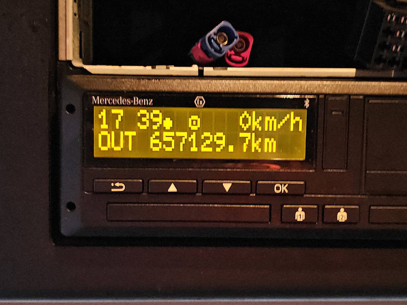 Trekker Mercedes-Benz ACTROS 1845 LS: afbeelding 9 Trekker Mercedes-Benz ACTROS 1845 LS: afbeelding 9