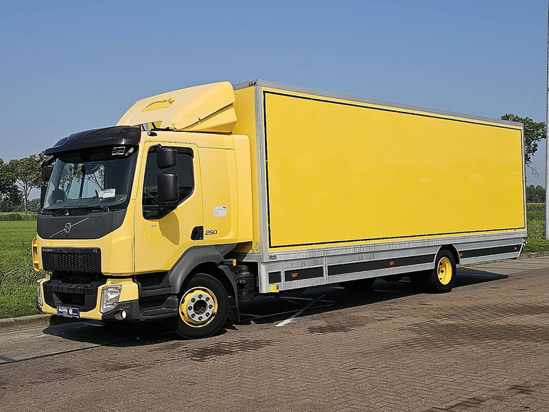 Volvo FL 250.12 AIRCO 6 CYL. - Bakwagen: afbeelding 2 Volvo FL 250.12 AIRCO 6 CYL. - Bakwagen: afbeelding 2