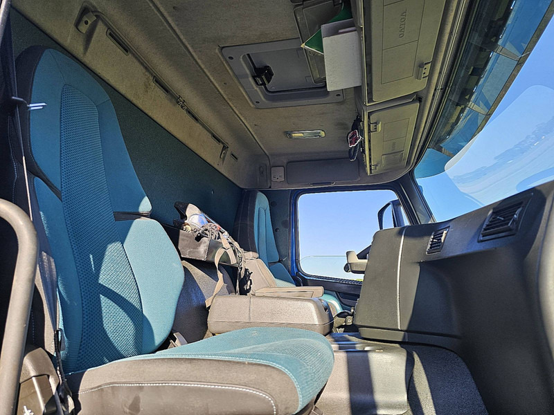 Vrachtwagen met open laadbak, Kraanwagen Volvo FM 460 8X2 HMF 3220 K5: afbeelding 7