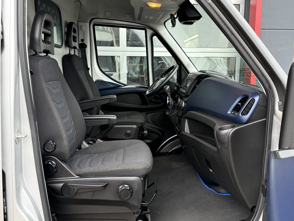 Gesloten bestelwagen Iveco Daily 35S14 CNG Erdgas Klimaaut. Sitzheizung: afbeelding 11