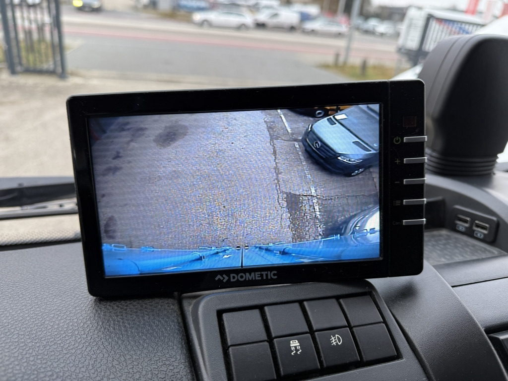 Iveco EC ML120E21/P CNG Erdgas Klima 7,2m Koff LBW+Tür - Bakwagen: afbeelding 2 Iveco EC ML120E21/P CNG Erdgas Klima 7,2m Koff LBW+Tür - Bakwagen: afbeelding 2