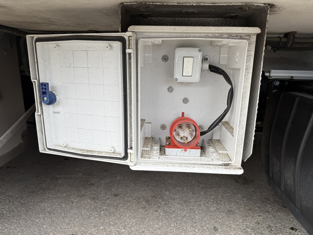 Iveco EC ML120EL22 6,65mEISWAGEN ThermoKingV500MAX ACC - Koelwagen vrachtwagen: afbeelding 3 Iveco EC ML120EL22 6,65mEISWAGEN ThermoKingV500MAX ACC - Koelwagen vrachtwagen: afbeelding 3