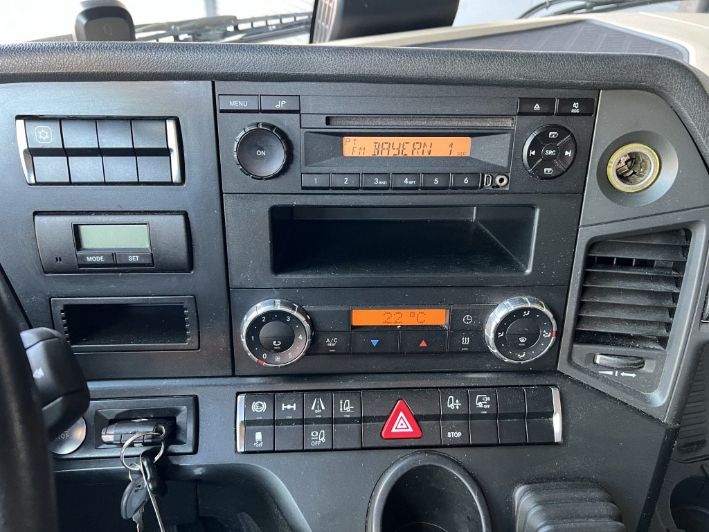 Mercedes-Benz Actros 1840 MEGA Jumbo Klima Reatarder ACC-Tempo - Schuifzeilen vrachtwagen: afbeelding 3 Mercedes-Benz Actros 1840 MEGA Jumbo Klima Reatarder ACC-Tempo - Schuifzeilen vrachtwagen: afbeelding 3