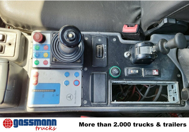 Unimog U 20 4x4, Zapfwelle, Kran Hiab 022D-3 HiDuo, - Bestelwagen: afbeelding 4 Unimog U 20 4x4, Zapfwelle, Kran Hiab 022D-3 HiDuo, - Bestelwagen: afbeelding 4