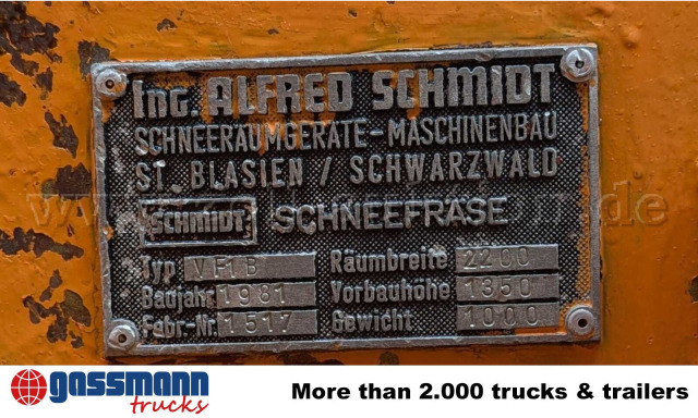 Unimog U52 411 4x4, Schmidt Schneefräse mit - Bestelwagen: afbeelding 4 Unimog U52 411 4x4, Schmidt Schneefräse mit - Bestelwagen: afbeelding 4
