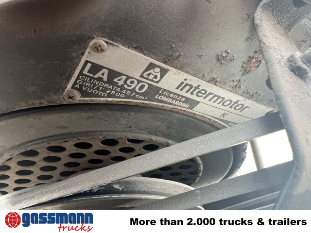 Hako V 490 mit Schneeschild und Ketten - Gemeentelijke tractor: afbeelding 4 Hako V 490 mit Schneeschild und Ketten - Gemeentelijke tractor: afbeelding 4