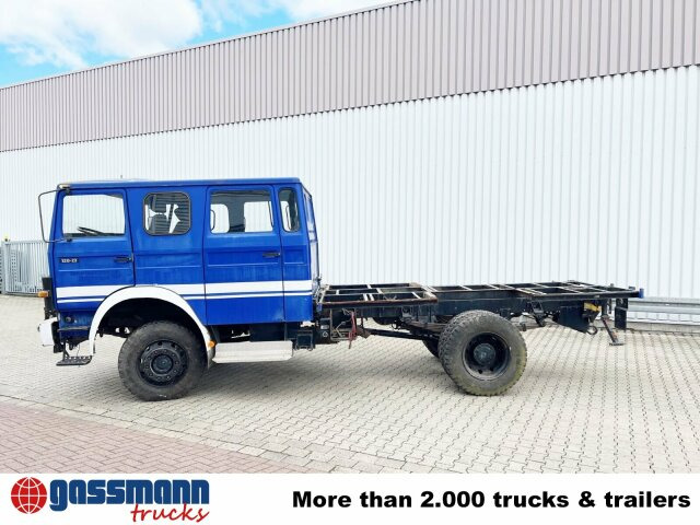 Chassis vrachtwagen Iveco 120-23 AW 4x4 Doka, V8-Motor, Seilwinde: afbeelding 14