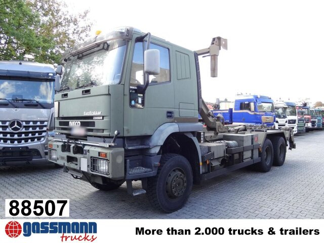 Iveco EuroTrakker 260E44W 6X6, Retarder, ADR - Haakarmsysteem vrachtwagen: afbeelding 1 Iveco EuroTrakker 260E44W 6X6, Retarder, ADR - Haakarmsysteem vrachtwagen: afbeelding 1