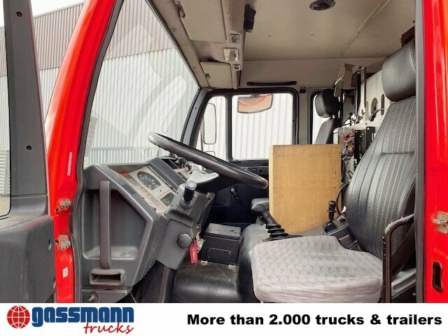 MAN 10.224 LC 4x2 BB Doka, TLF16/12, 6-Zylinder - Brandweerwagen: afbeelding 3 MAN 10.224 LC 4x2 BB Doka, TLF16/12, 6-Zylinder - Brandweerwagen: afbeelding 3