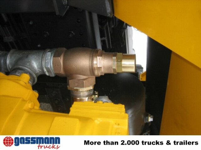 MAN TGA 26.430 6x6 - Tankwagen: afbeelding 2 MAN TGA 26.430 6x6 - Tankwagen: afbeelding 2