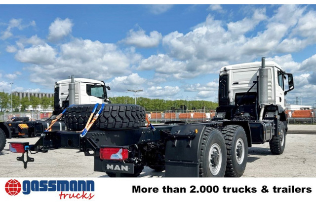 MAN TGS 33.440 6x6 BB CH, Euro2, Einzelbereifung, 4x - Chassis vrachtwagen: afbeelding 4 MAN TGS 33.440 6x6 BB CH, Euro2, Einzelbereifung, 4x - Chassis vrachtwagen: afbeelding 4