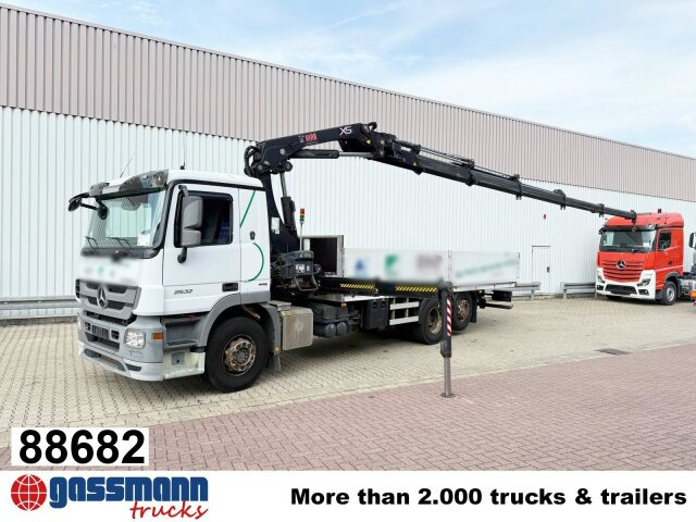 Mercedes-Benz Actros 2532 L 6x2, Liftachse, Kran Hiab 244EP-5 - Vrachtwagen met open laadbak, Kraanwagen: afbeelding 1 Mercedes-Benz Actros 2532 L 6x2, Liftachse, Kran Hiab 244EP-5 - Vrachtwagen met open laadbak, Kraanwagen: afbeelding 1