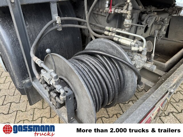 Mercedes-Benz Actros 2536 L 6x2, Müller Saug- und Spülwagen - Veegwagen: afbeelding 4 Mercedes-Benz Actros 2536 L 6x2, Müller Saug- und Spülwagen - Veegwagen: afbeelding 4