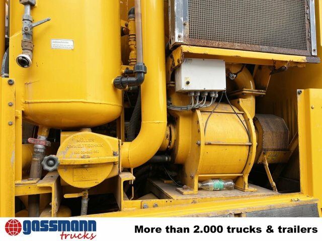 Mercedes-Benz Actros 3243 K 8x4/4, Müller Saug- und - Veegwagen: afbeelding 4 Mercedes-Benz Actros 3243 K 8x4/4, Müller Saug- und - Veegwagen: afbeelding 4