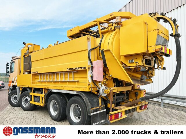 Mercedes-Benz Actros 3243 K 8x4/4, Müller Saug- und - Veegwagen: afbeelding 2 Mercedes-Benz Actros 3243 K 8x4/4, Müller Saug- und - Veegwagen: afbeelding 2
