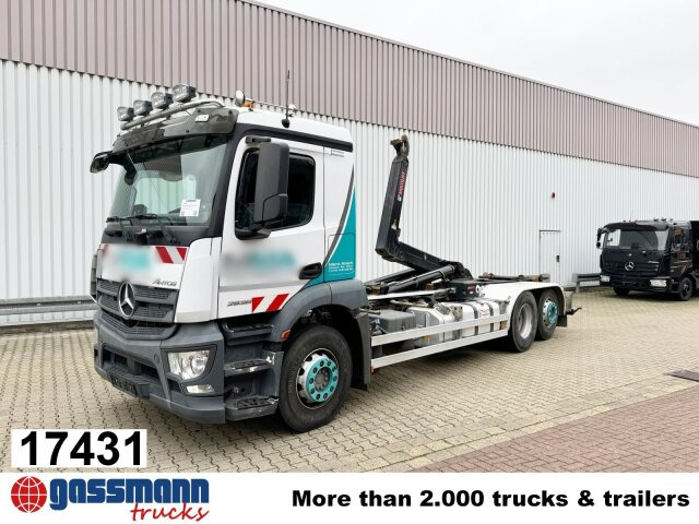 Mercedes-Benz Antos 2536/43 L 6x2, Liftachse, Hiab XR 21S61 - Haakarmsysteem vrachtwagen: afbeelding 1 Mercedes-Benz Antos 2536/43 L 6x2, Liftachse, Hiab XR 21S61 - Haakarmsysteem vrachtwagen: afbeelding 1