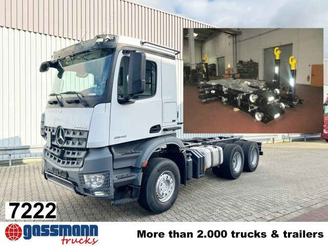 Mercedes-Benz Arocs 2642 K 6x4/33 - Haakarmsysteem vrachtwagen: afbeelding 1 Mercedes-Benz Arocs 2642 K 6x4/33 - Haakarmsysteem vrachtwagen: afbeelding 1