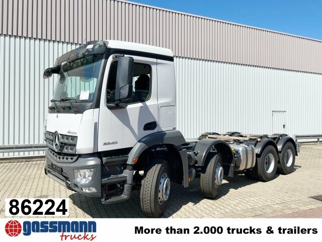 Mercedes-Benz Arocs 3240 8x4 - Chassis vrachtwagen: afbeelding 1 Mercedes-Benz Arocs 3240 8x4 - Chassis vrachtwagen: afbeelding 1