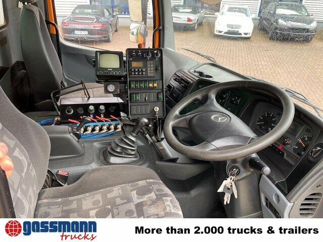 Mercedes-Benz Atego 1524 L 4x2 Kehrmaschine FAUN Viajet - Veegwagen: afbeelding 2 Mercedes-Benz Atego 1524 L 4x2 Kehrmaschine FAUN Viajet - Veegwagen: afbeelding 2