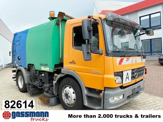 Mercedes-Benz Atego 1524 L 4x2 Kehrmaschine FAUN Viajet - Veegwagen: afbeelding 1 Mercedes-Benz Atego 1524 L 4x2 Kehrmaschine FAUN Viajet - Veegwagen: afbeelding 1
