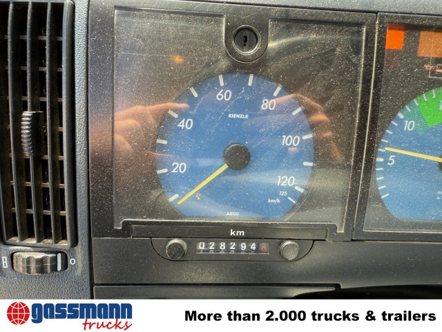 Mercedes-Benz Atego 917 4x4, LF 10, Einzelbereifung, AT-Motor - Brandweerwagen: afbeelding 5 Mercedes-Benz Atego 917 4x4, LF 10, Einzelbereifung, AT-Motor - Brandweerwagen: afbeelding 5